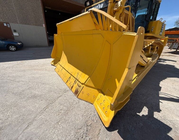 KOMATSU D155 AX-7 ***BRAND NEW***